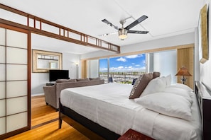 1 habitación, tabla de planchar con plancha, wifi y ropa de cama
