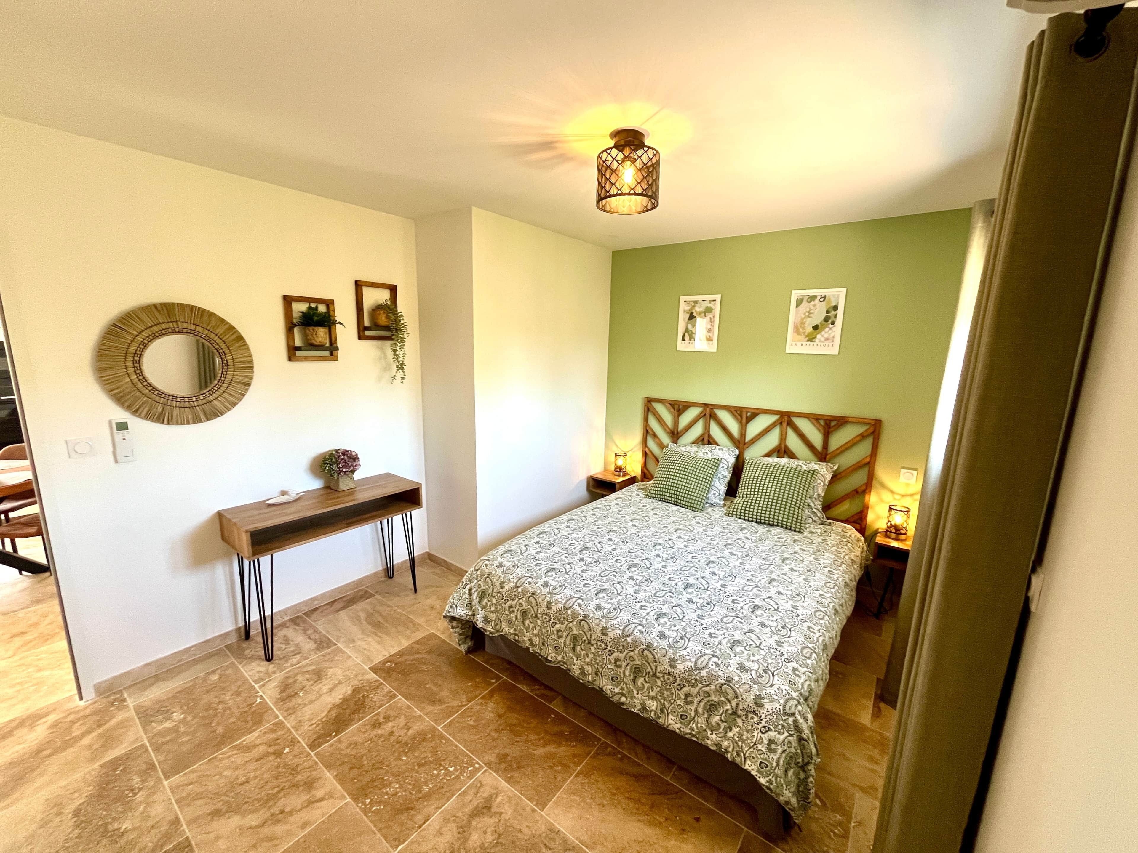 1 bedroom, in-room safe, iron/ironing board, WiFi