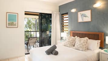 1 bedroom, desk, iron/ironing board, travel cot