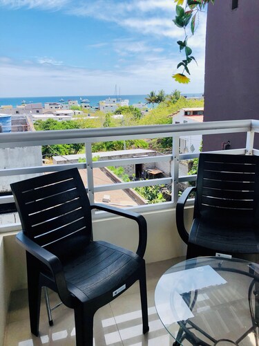 Cozy 1 bedroom apartment, 5min walk to the sea!