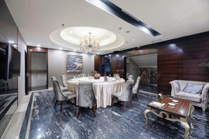 Unclassified image, 4 of 69, button - Yatai Longda Hotel (Changchun)