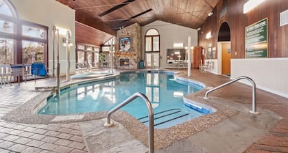 Nordic Village Condo Sleeps 4!