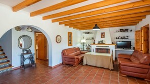 TV, fireplace, ping pong - Huerta Abuela María Archidona by Ruralidays (Málaga)