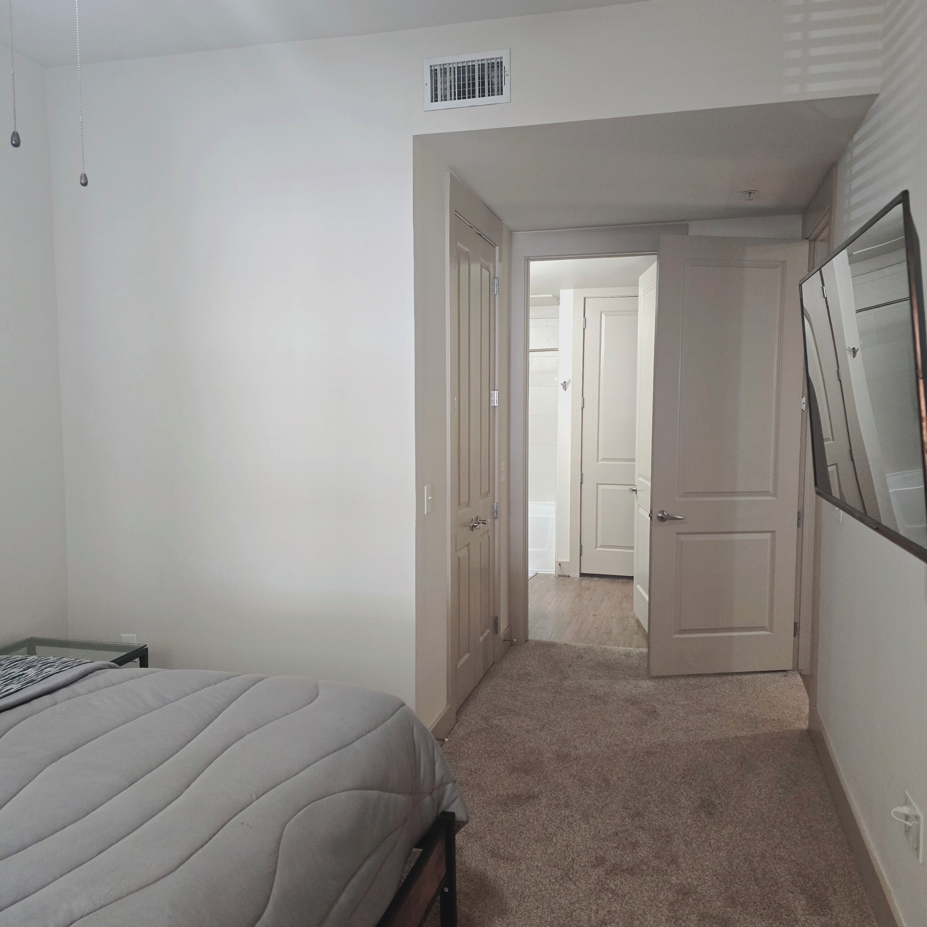 1 室のベッドルーム、アイロン / アイロン台、WiFi、ベッドシーツ