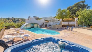 Una piscina riscaldata