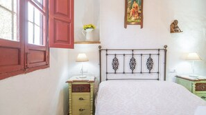 1 bedroom, iron/ironing board