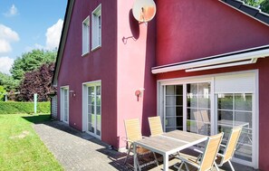 Outdoor dining - Awesome home in Rankwitz with sauna (Rankwitz)