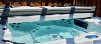 Blue Lobster Summerside Harbour 