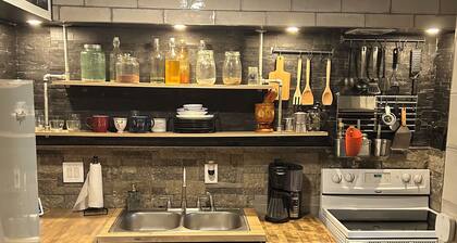 A cozy rustic NYC inspired Loft located in the oasis of Orlando prime loaction