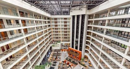 Washington DC | Couples DC Escape | Gym + Downtown Stay