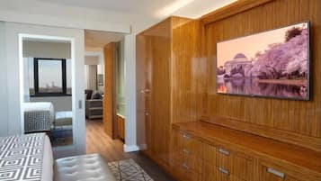In-room safe, WiFi, bed sheets, wheelchair access