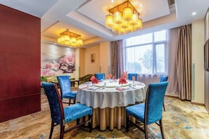 Unclassified image, 2 of 34, button - Yin Sheng International Hotel (Heze)