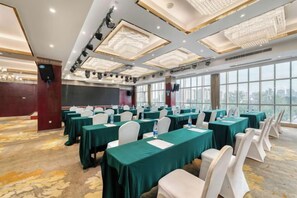 Unclassified image, 2 of 34, button - Yin Sheng International Hotel (Heze)