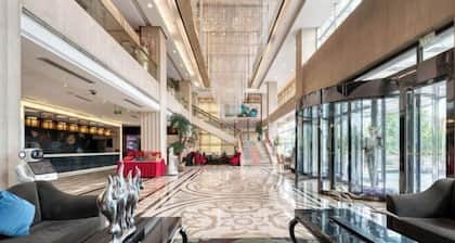 Yin Sheng International Hotel