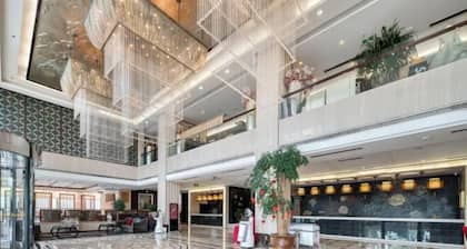 Yin Sheng International Hotel