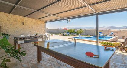 La Antigua Fábrica Teba by Ruralidays