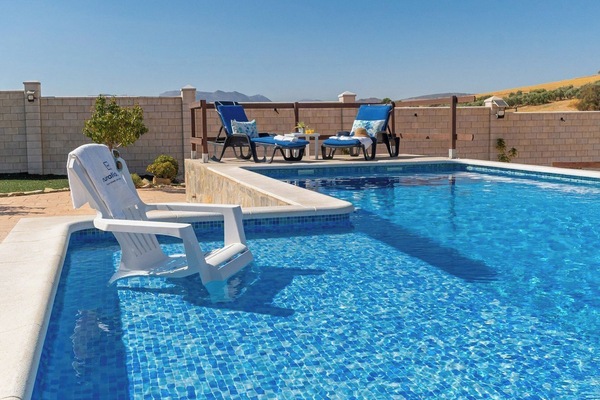 La Antigua Fábrica Teba by Ruralidays