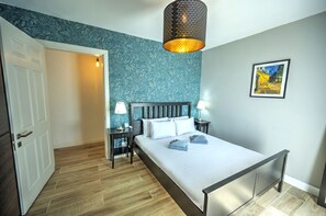 2 dormitorios, tabla de planchar con plancha, wifi gratis y ropa de cama