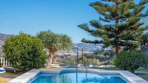 Pool - Villa Jose Miguel Torrox by Ruralidays (Málaga)
