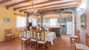 Dining - Villa Jose Miguel Torrox by Ruralidays (Málaga)