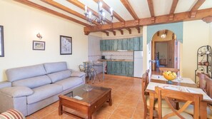 TV, fireplace - Villa Jose Miguel Torrox by Ruralidays (Málaga)