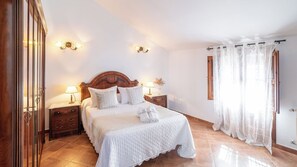 6 chambres, fer et planche Ă repasser, lit parapluie, Wi-Fi