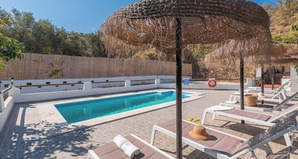 Casa Carla Vélez-Målaga by Ruralidays
