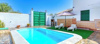 Luna Viña Fuente de Piedra by Ruralidays