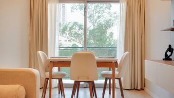 Standard Apartment, Balcony, City View | Living area