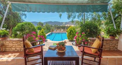 Casa Rural El Olivar Arriate by Ruralidays