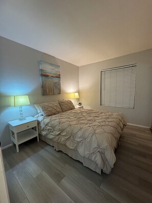 3 Schlafzimmer, Bügeleisen/Bügelbrett, WLAN, Bettwäsche