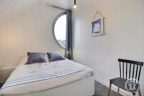 1 Schlafzimmer, Bügeleisen/Bügelbrett, kostenloses WLAN, Bettwäsche