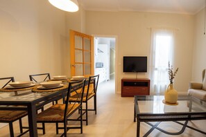 Dining - Private terrace in traditional house in Triana, ten minutes walk from downtown  (Sevilla)