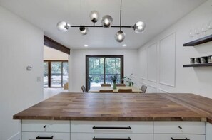 Dining - King David Luxury getaway (Blakeslee)