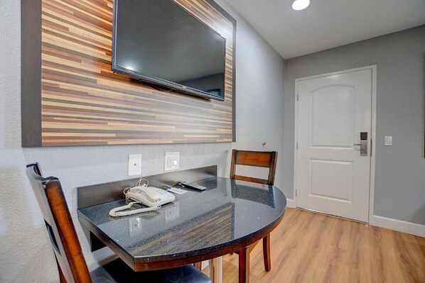 Free WiFi - Welcome Inn (Colton)