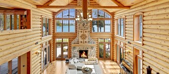 Grand on Longtail | Lazy River · Lake · Luxe Stay