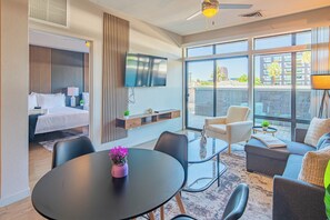 Appartement Confort, 1 chambre, cuisine | Coin séjour