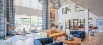 ROVE LIVING/KL - V on Broadway