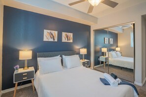 Leilighet – elite, 3 soverom, ikke-røyk, kjøleskap og mikrobølgeovn | Skrivebord, skrivebord for bærbar PC og blendingsgardiner