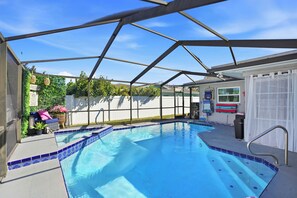 Unclassified image, 2 of 70, button