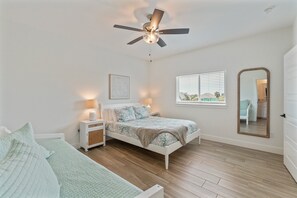4 Schlafzimmer, kostenloses WLAN, BettwÀsche