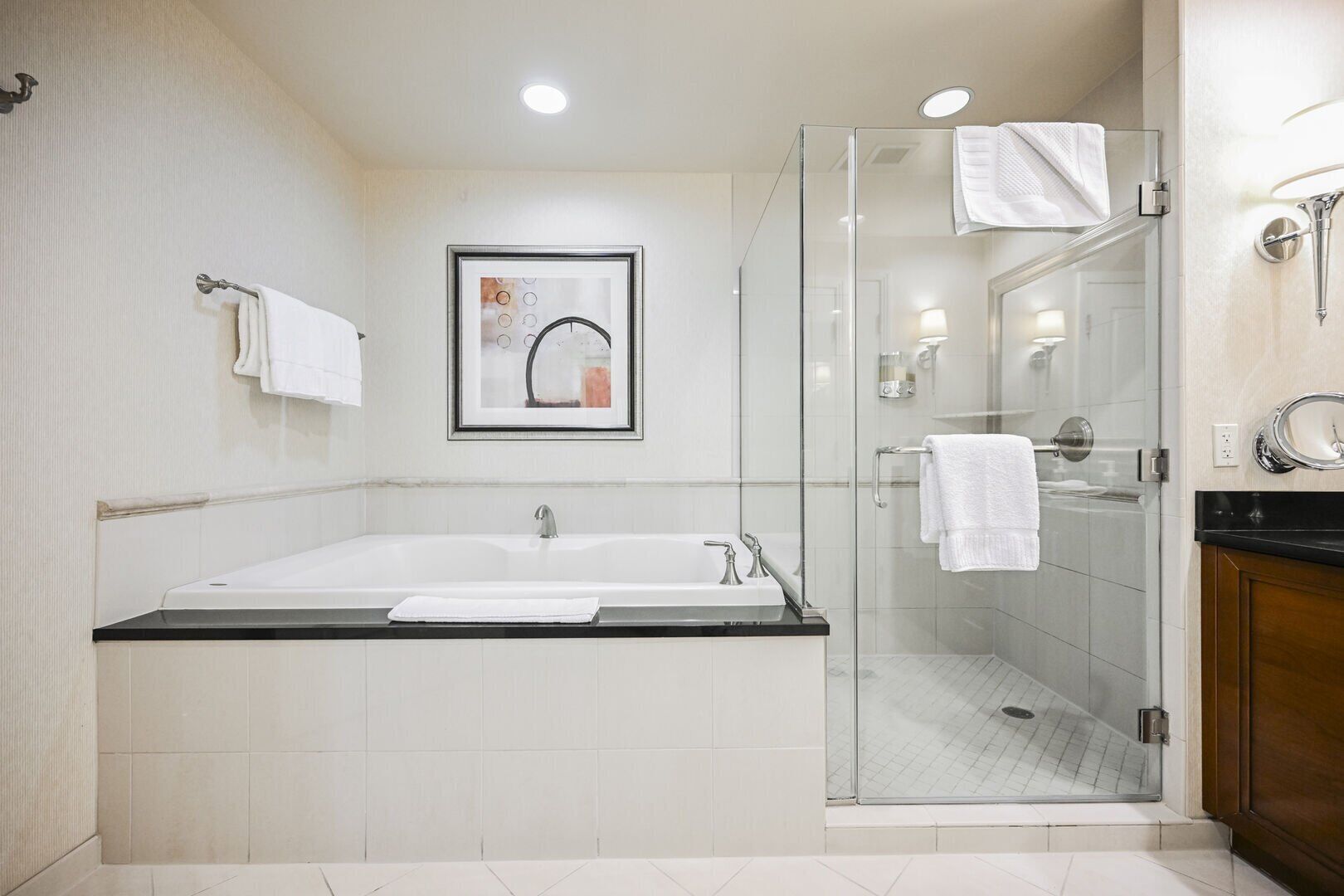 Shower, jetted bath, hair dryer, towels