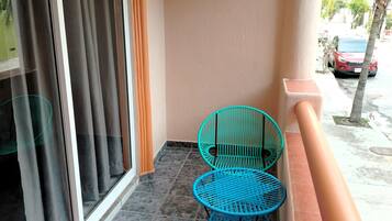 Standardzimmer, Balkon | Terrasse/Patio