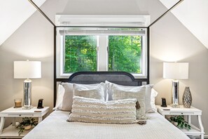 3 soverom, strykejern/-brett, wi-fi og sengetøy