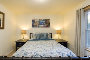3 chambres, fer et planche à repasser, Wi-Fi gratuit, draps fournis