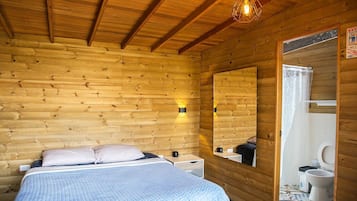1 bedroom, laptop workspace, free WiFi