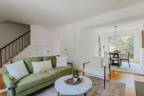 Westerly Haven B: Long term lease available