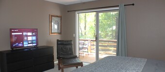 Comfortable End Unit Townhome