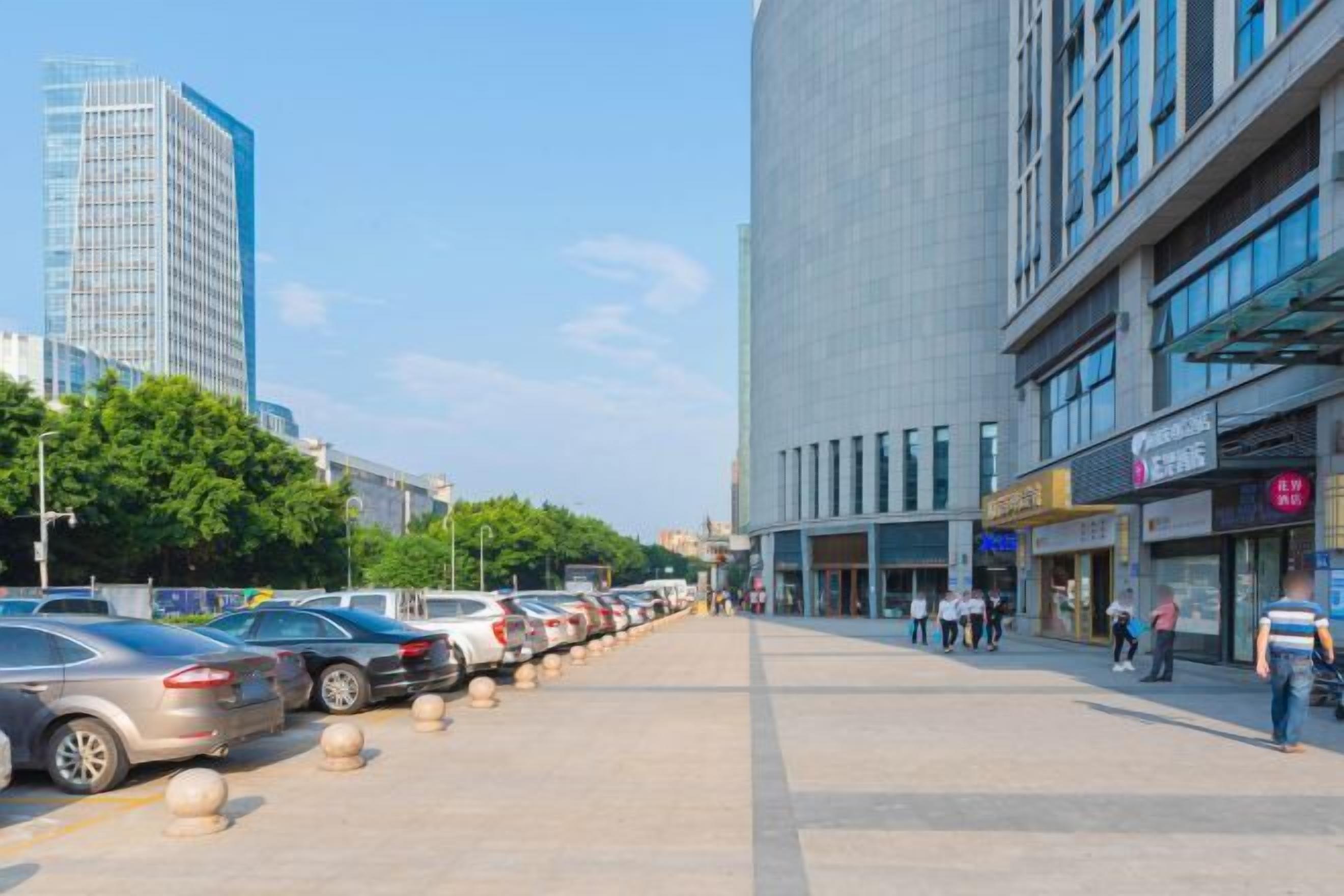 Self-parking (surcharge)