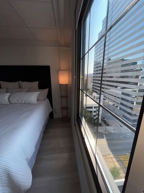 1 bedroom, desk, iron/ironing board, free WiFi